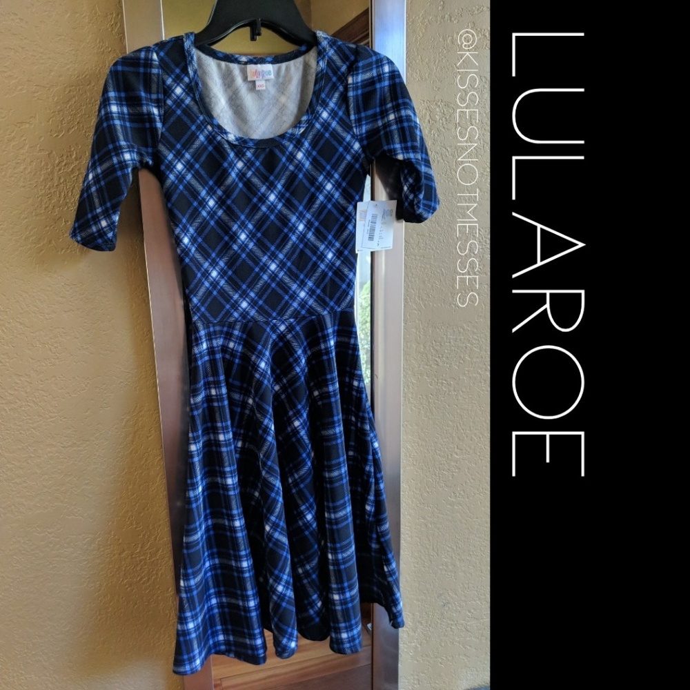 LuLaRoe Nicole plaid dress